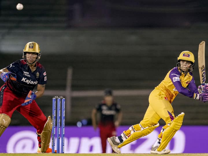 RCB women's team picked up fourth straight defeat, UP Warriors one-sided defeated by 10 wickets

