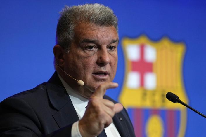 The three signings that Barça needs according to Laporta

