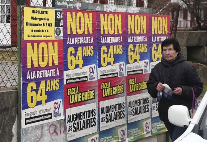Unions vow to paralyze France

