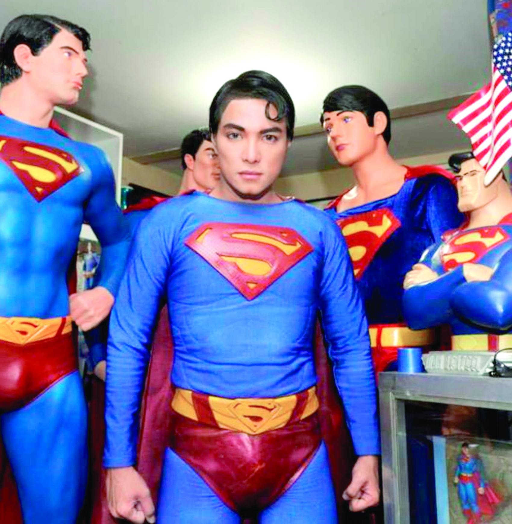 Herbert Chávez, 46, underwent a total of 26 painful operations to look like Superman.