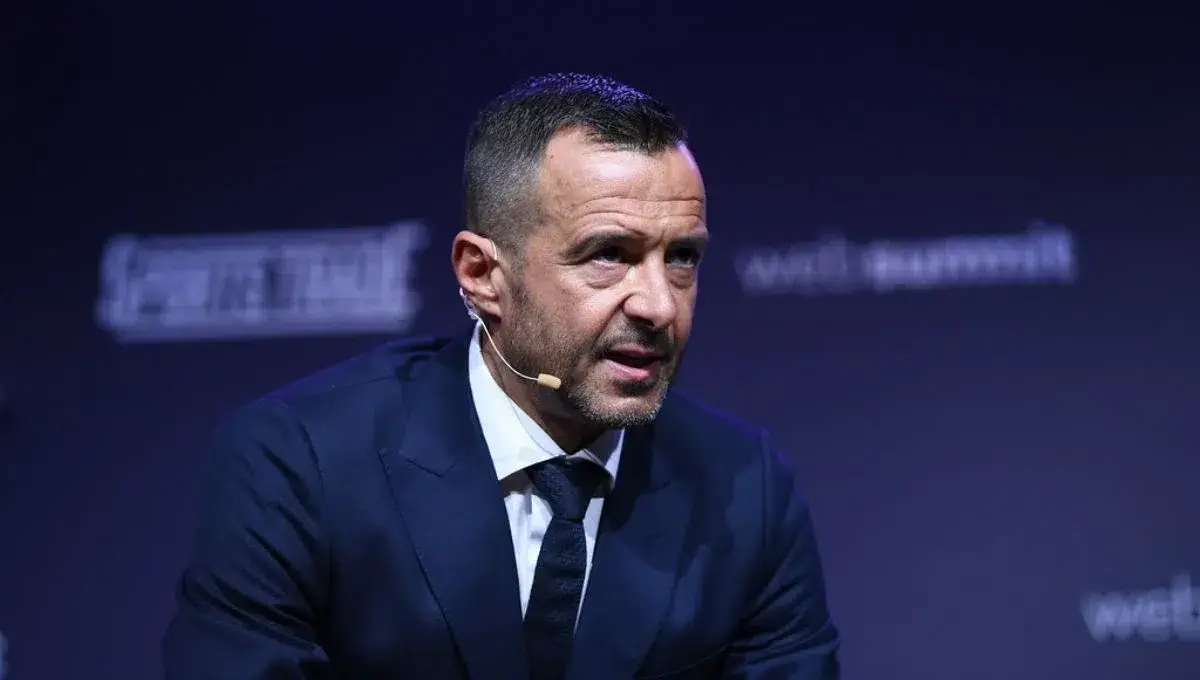 Betis entrusts itself to Jorge Mendes to make a champion team
	
