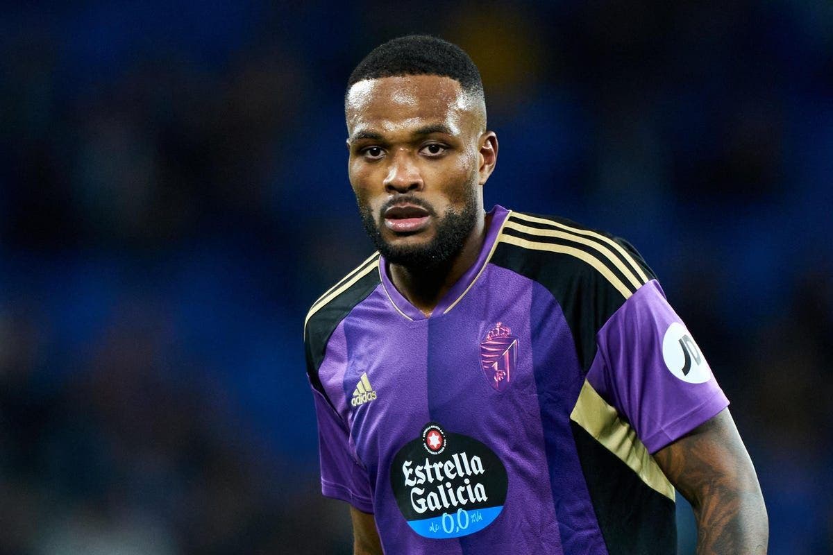 Cyle Larin betrays Real Valladolid: negotiates with a direct rival
	
