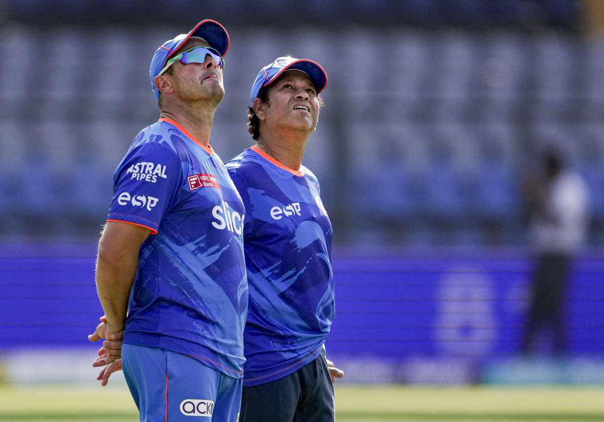 Now Mumbai Indians will look for alternatives to Bumrah and Archer! 

