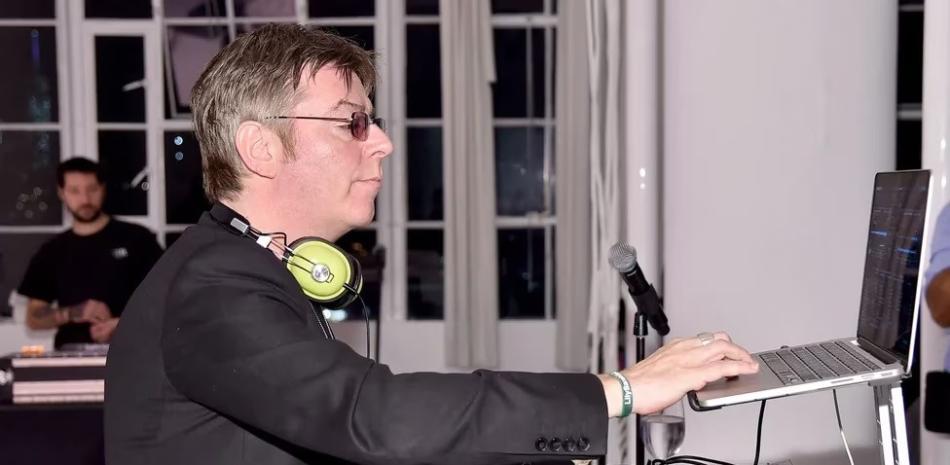 Bassist Andy Rourke of The Smiths dies
