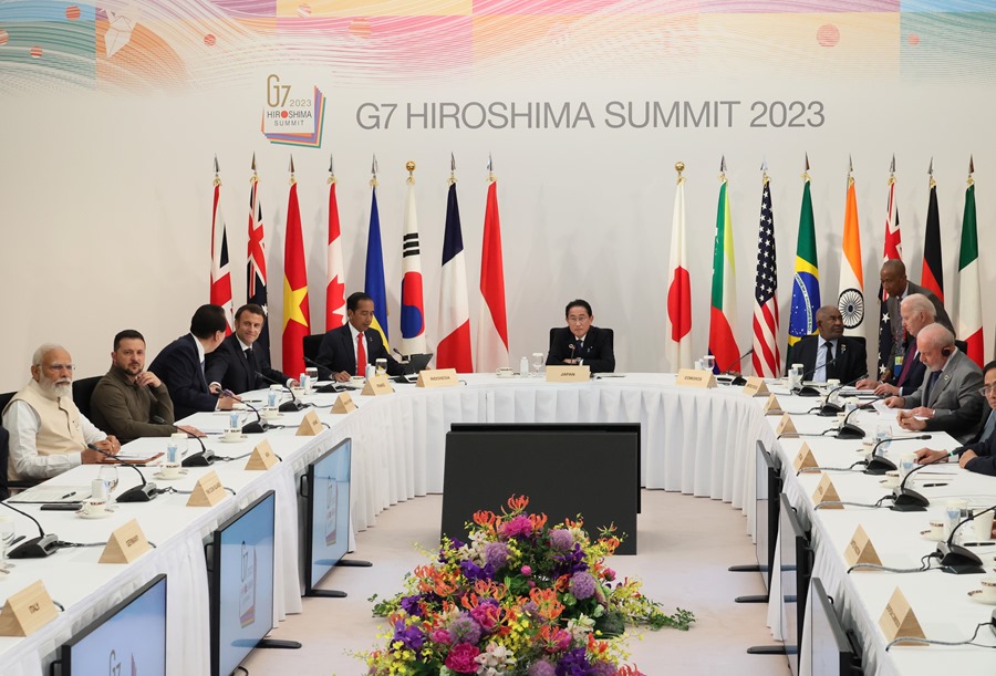 G7 meeting Zelensky Ukraine