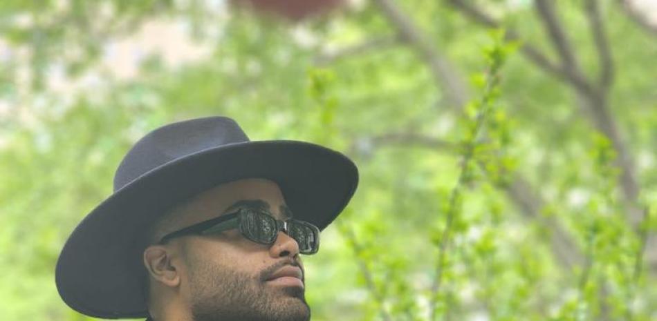 From New York, Karlos Rosé seeks to stand out in bachata with 