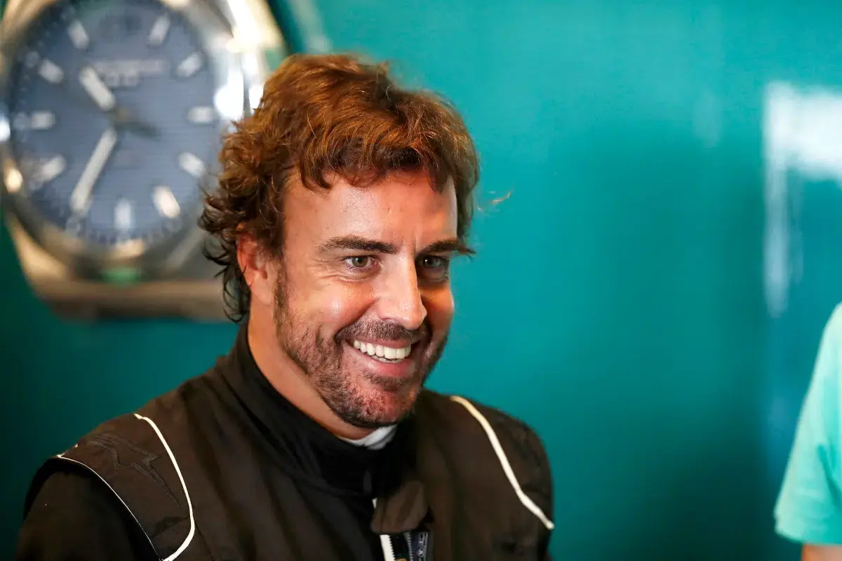 Golden opportunity for Fernando Alonso to reach the Red Bull
	
