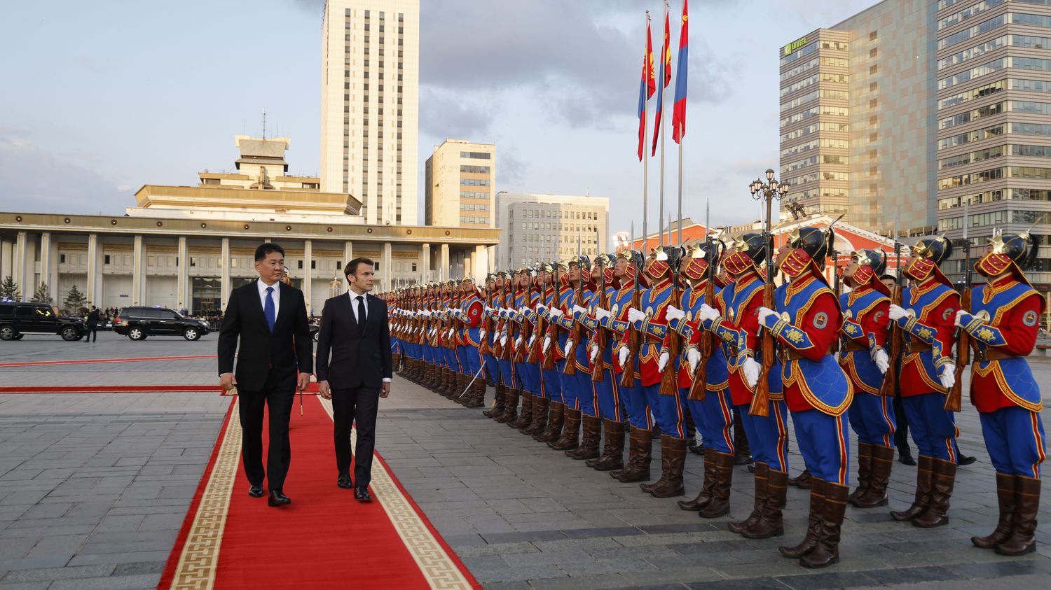 In Mongolia for a historic visit, Emmanuel Macron pleads for the strengthening of energy collaboration between the two countries
