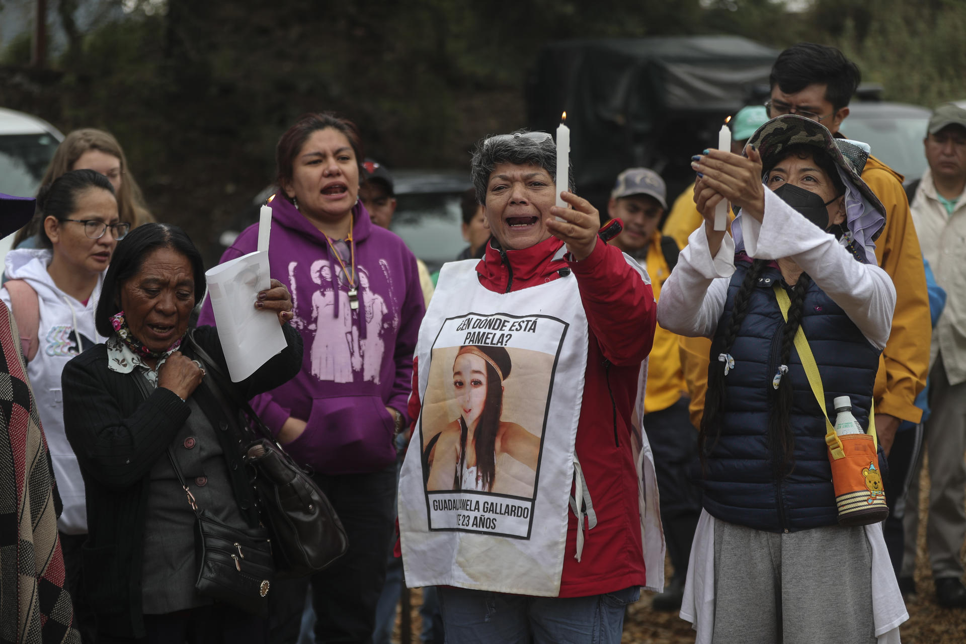 María del Carmen Volante (c), mother of the missing young Guadalupe Pamela Gallardo, led a search brigade in the Ajusco area, in Mexico City (Mexico).  BLAZETRENDS/Isaac Esquivel