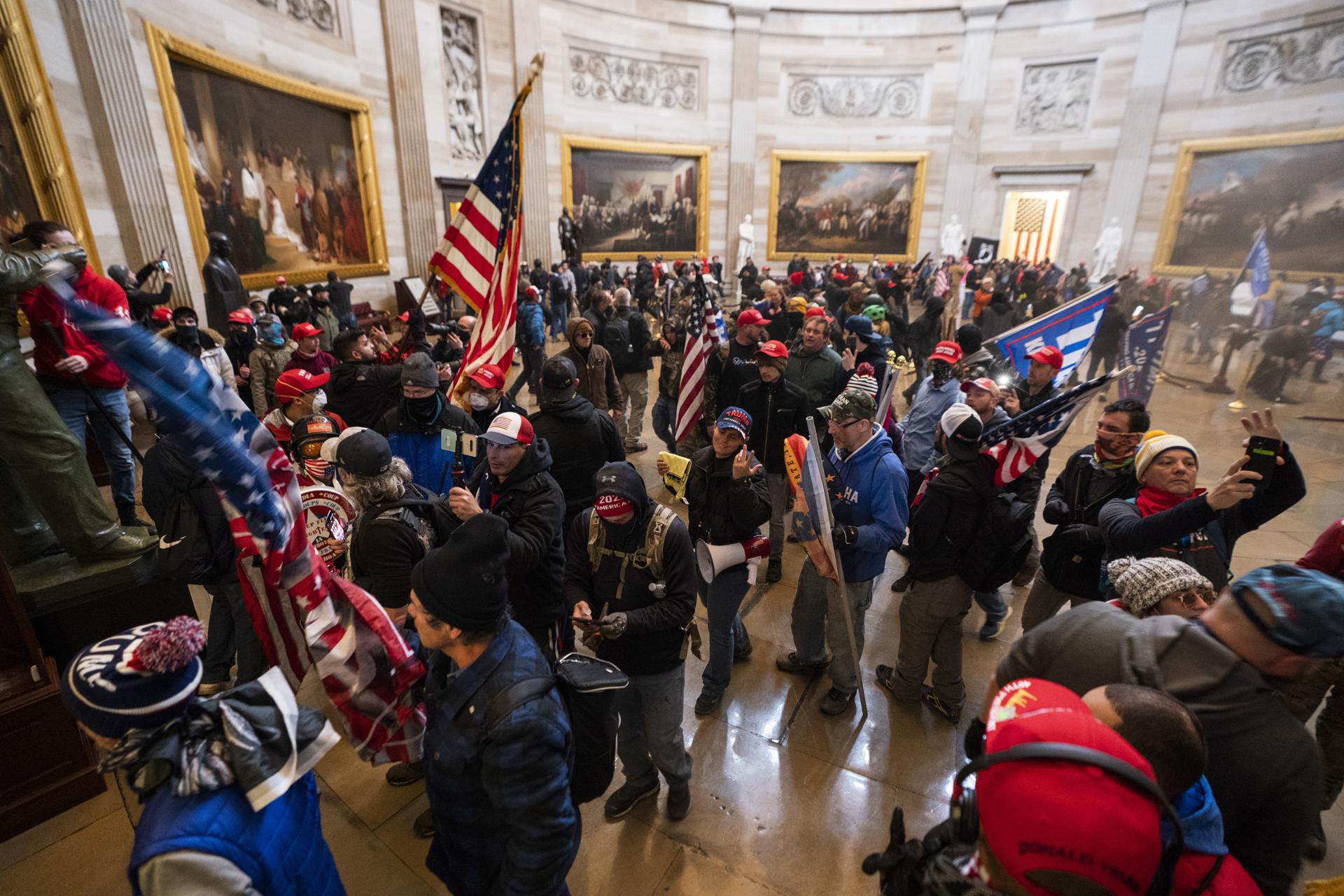 Supporters of former US President Donald Trump break into the Capitol, in Washington, on January 6, 2021. BLAZETRENDS/Jim Lo Scalzo