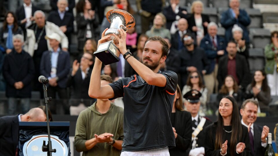 Rome Masters: Medvedev defeated Rune and celebrated at the Foro Italico
