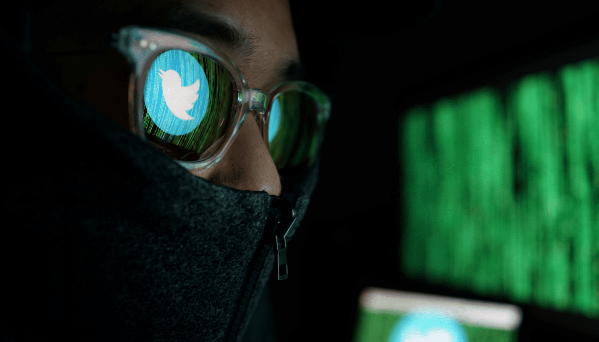 Sandbox hacked on Twitter, promoting crypto scam
