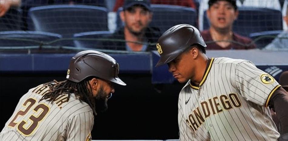 Soto and Tatis Jr. take to the streets and the Padres beat the Yankees 5-1
