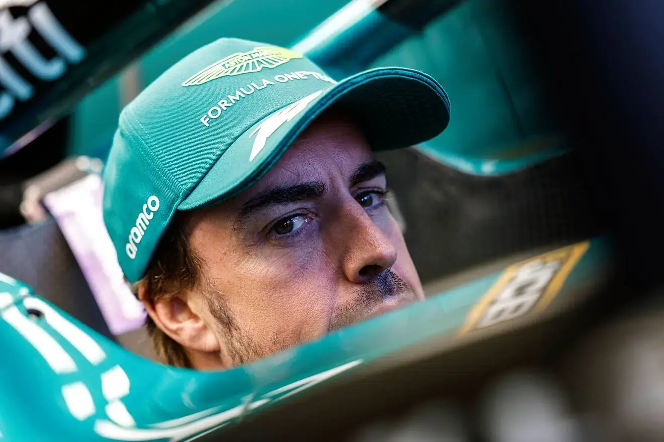 Honda blackmails Aston Martin to end Fernando Alonso: surprise replacement
	
