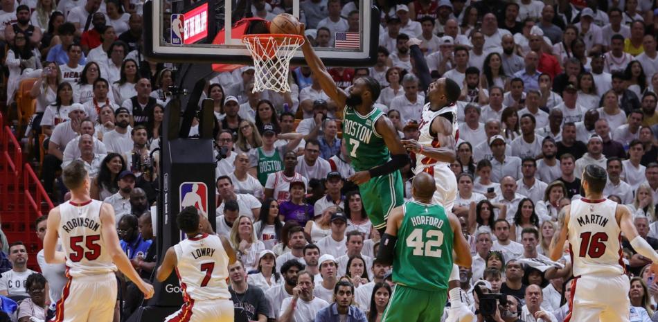 With a green hope, the Celtics go out for the win
