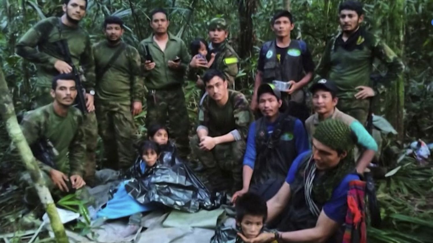 Colombia: four children found alive in the jungle after a plane crash
