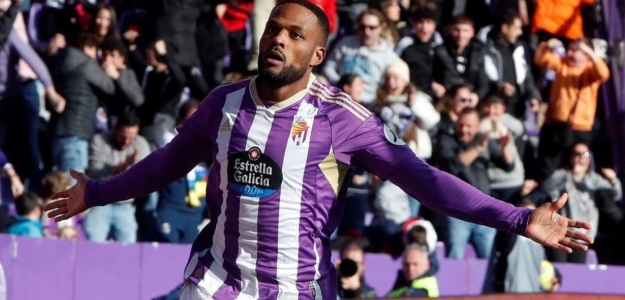 Cyle Larin, in the crosshairs of two LaLiga teams
