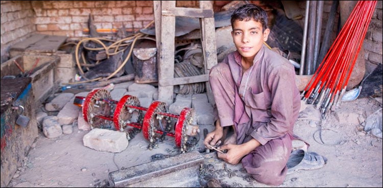 Increasing trend of forced child labor in Pakistan
