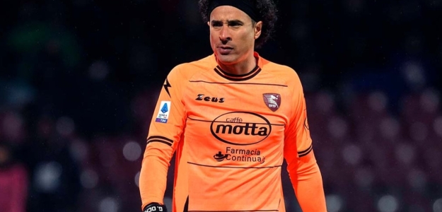 PSG thinks about the signing of Memo Ochoa
