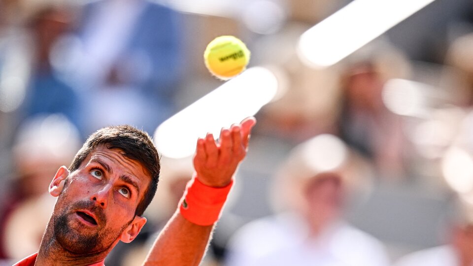 Roland Garros: Djokovic meets Ruud and history
