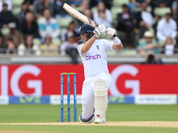 Root broke Sachin Tendulkar's record by completing 11,000 runs in Tests, second batsman to do so

