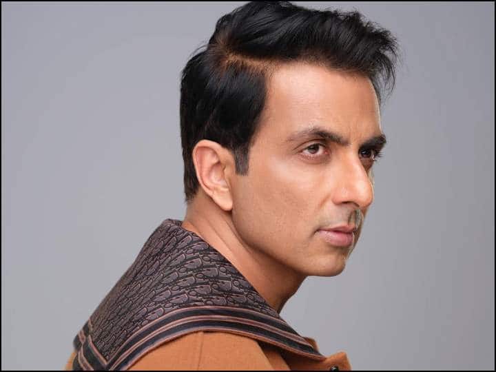  Sonu Sood once again became the messiah!  Helpline launched for relatives of Odisha train crash victims

