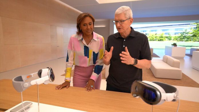 Tim Cook admits that the Vision Pro is not within everyone's reach, but the price is justified by the technology