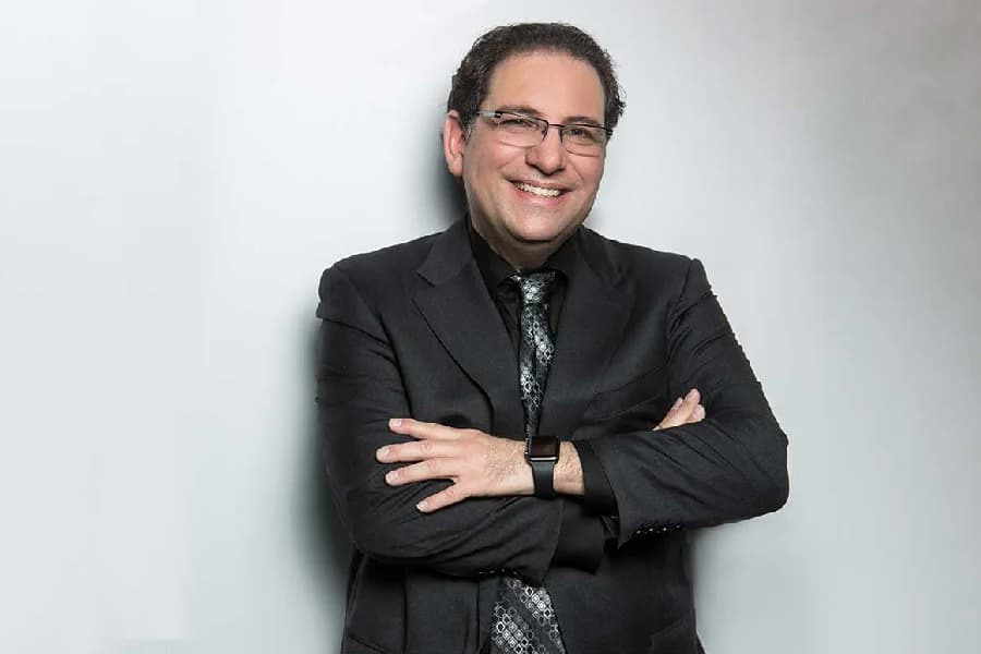Kevin Mitnick, the most famous hacker in history, dies at 59

