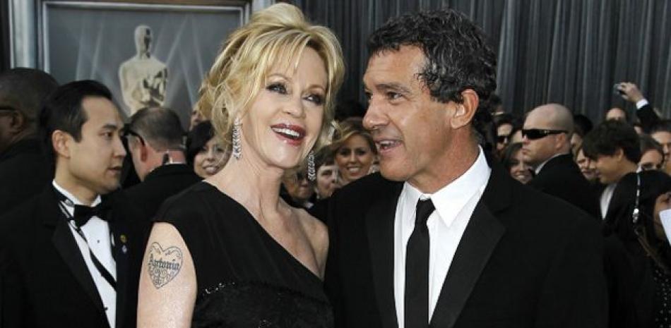 Melanie Griffith just removed her Antonio Banderas tattoo and replaces it after nine years
