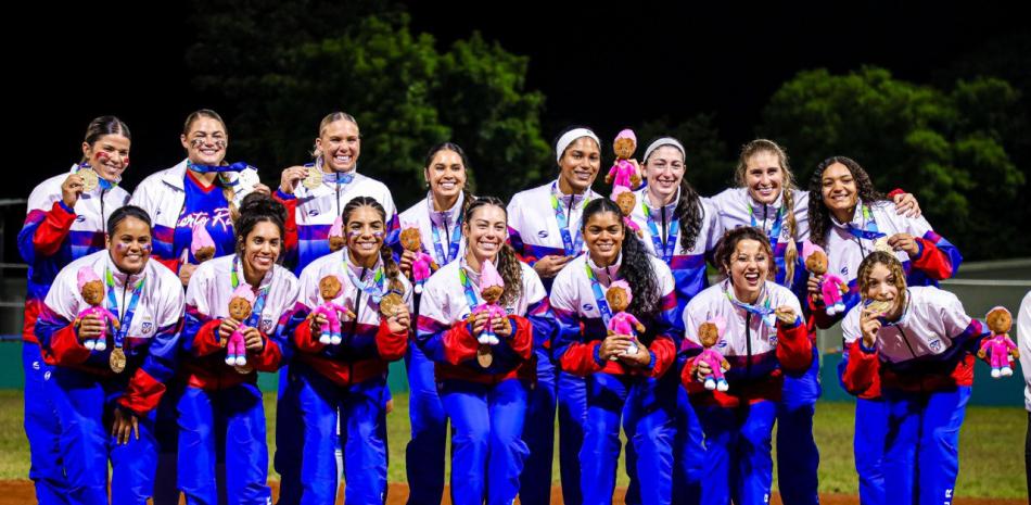 Puerto Rico awards up to $3,000 to its 199 San Salvador 2023 medalists
