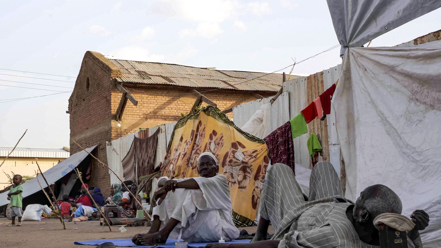 Sudan: more than 3 million people displaced and refugees because of the war, announces the UN
