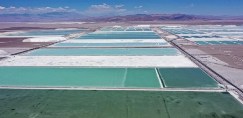 The oil companies, tempted by lithium

