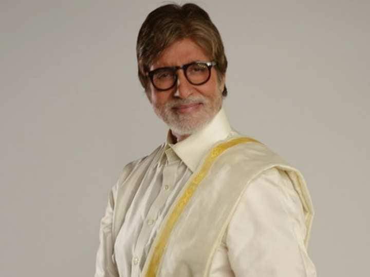  Amitabh Bachchan reached out at Bappa's feet and prayed for his son's film to be a success.  Watch the video

