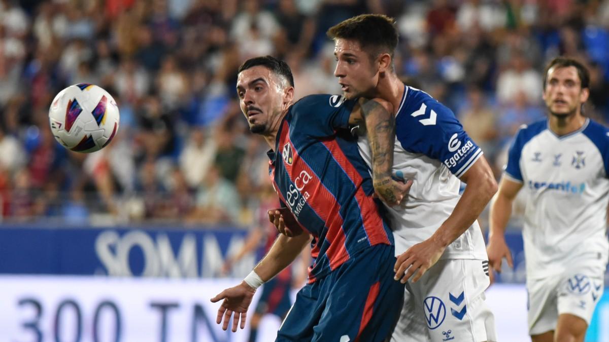 Defensive mistakes condemn Huesca against Tenerife

