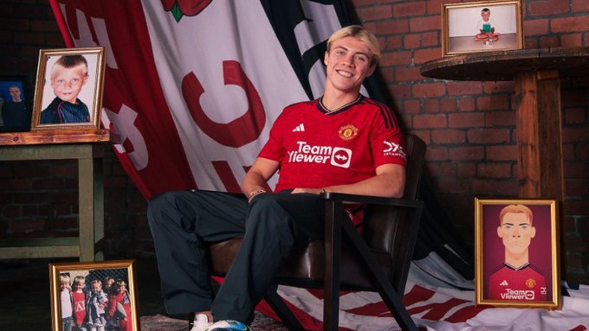 Rasmus Højlund has signed with United until 2028

