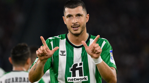 Guido's renewal requires a painful sale at Betis
	

