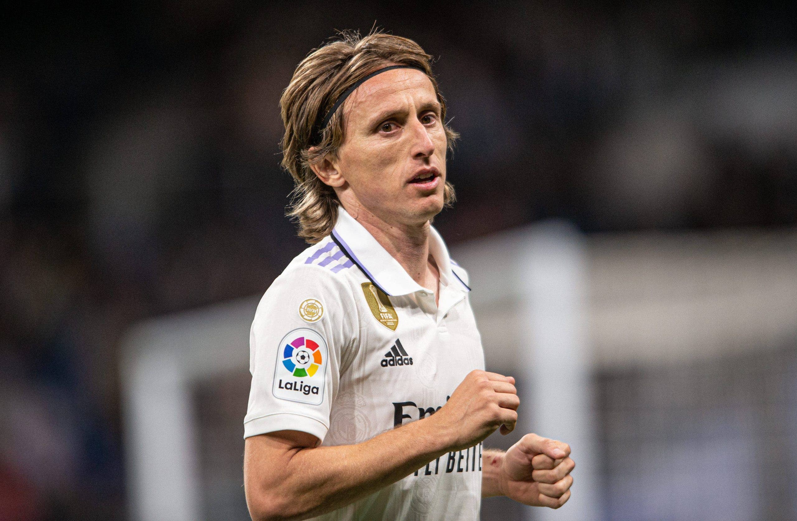 Modric doesn't wait any longer: he tells Real Madrid about his future
	

