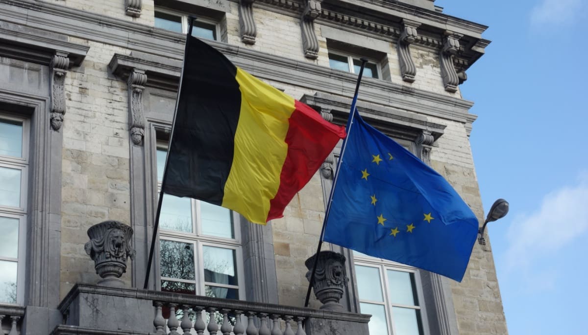 Belgian politician invested his salary in Bitcoin and won big

