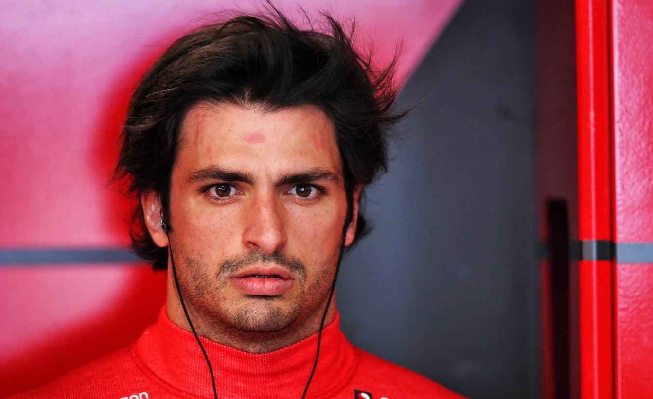 Carlos Sainz third in Bahrain, but Ferrari isn't celebrating
	

