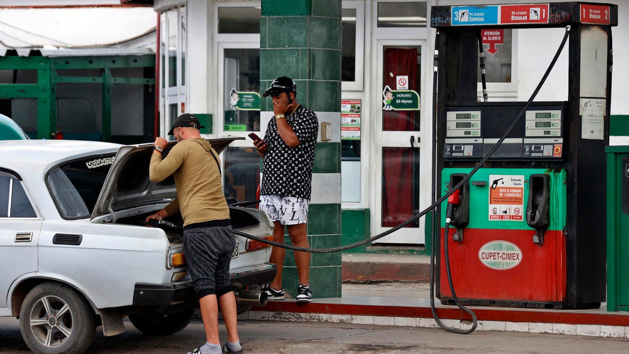 Cuba suffers a 400% increase in fuel prices

