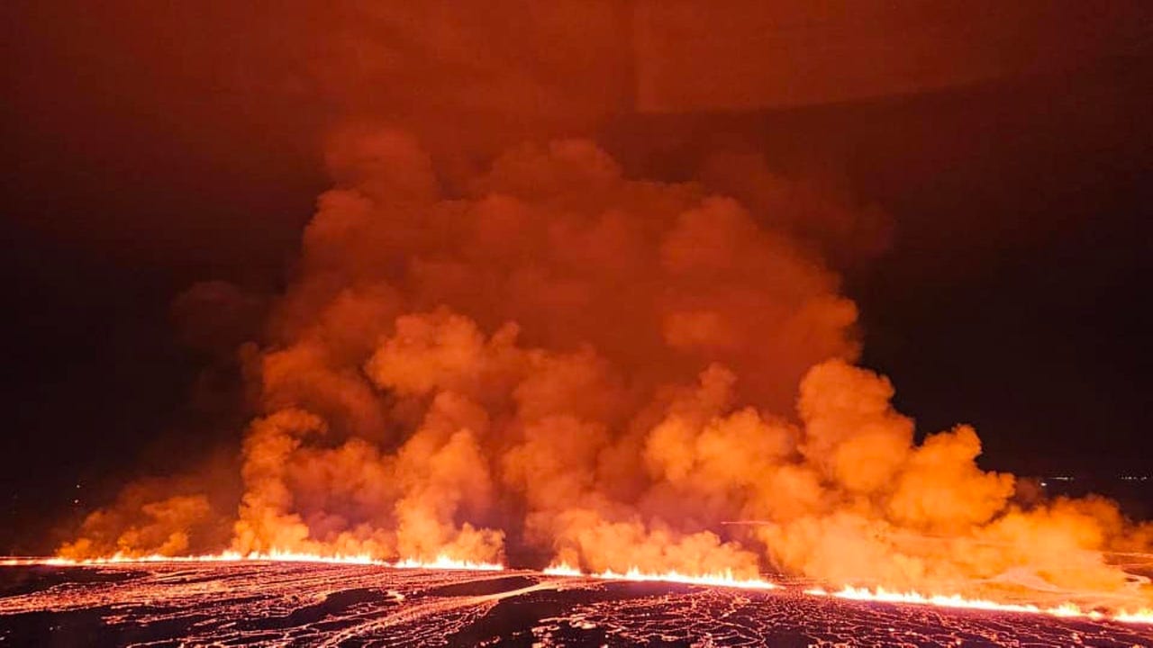 Iceland's fourth volcanic eruption since October is losing strength

