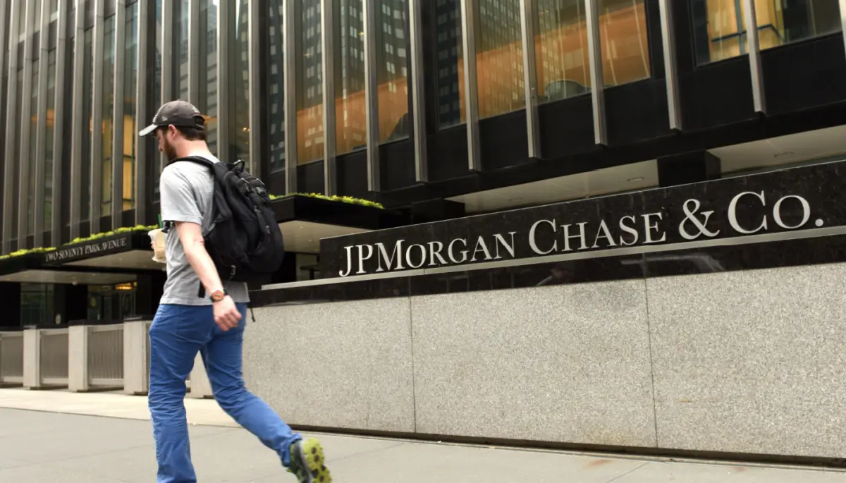 JPMorgan warns Bitcoin owners and predicts massive crash

