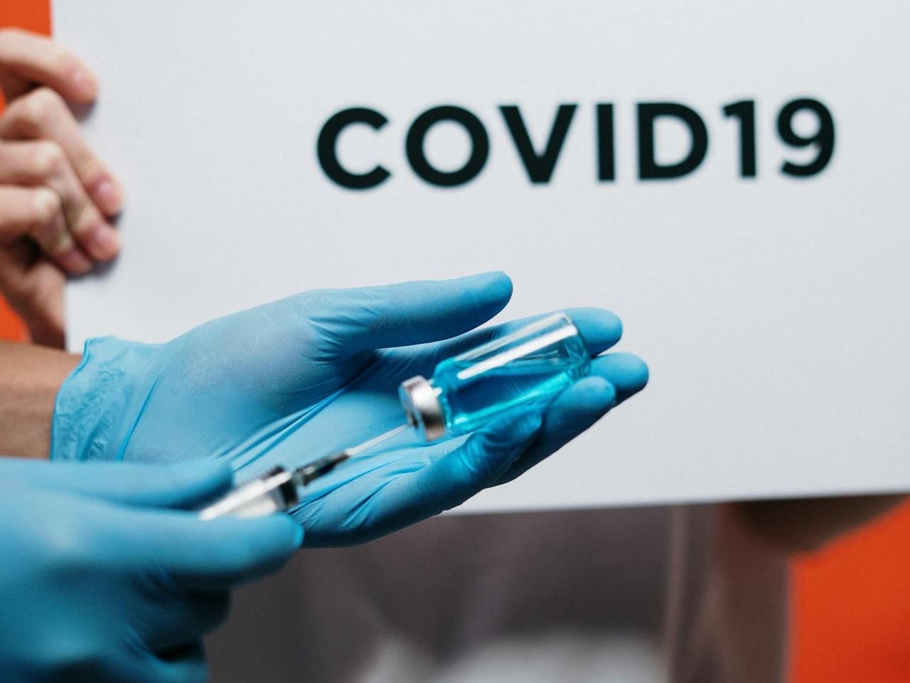What happened to the man who was vaccinated against Covid 217 times?

