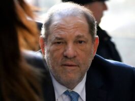  Harvey Weinstein's rape conviction overturned;  will have a new process

