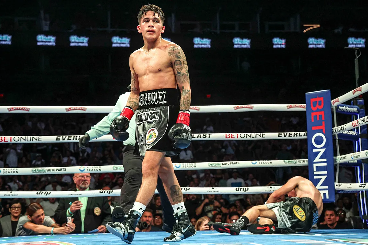 'Bam' Rodríguez is the first to knock out Estrada and establishes himself as a great boxing star
