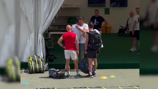 Djokovic works on his miracle: two hours of training with Coria
