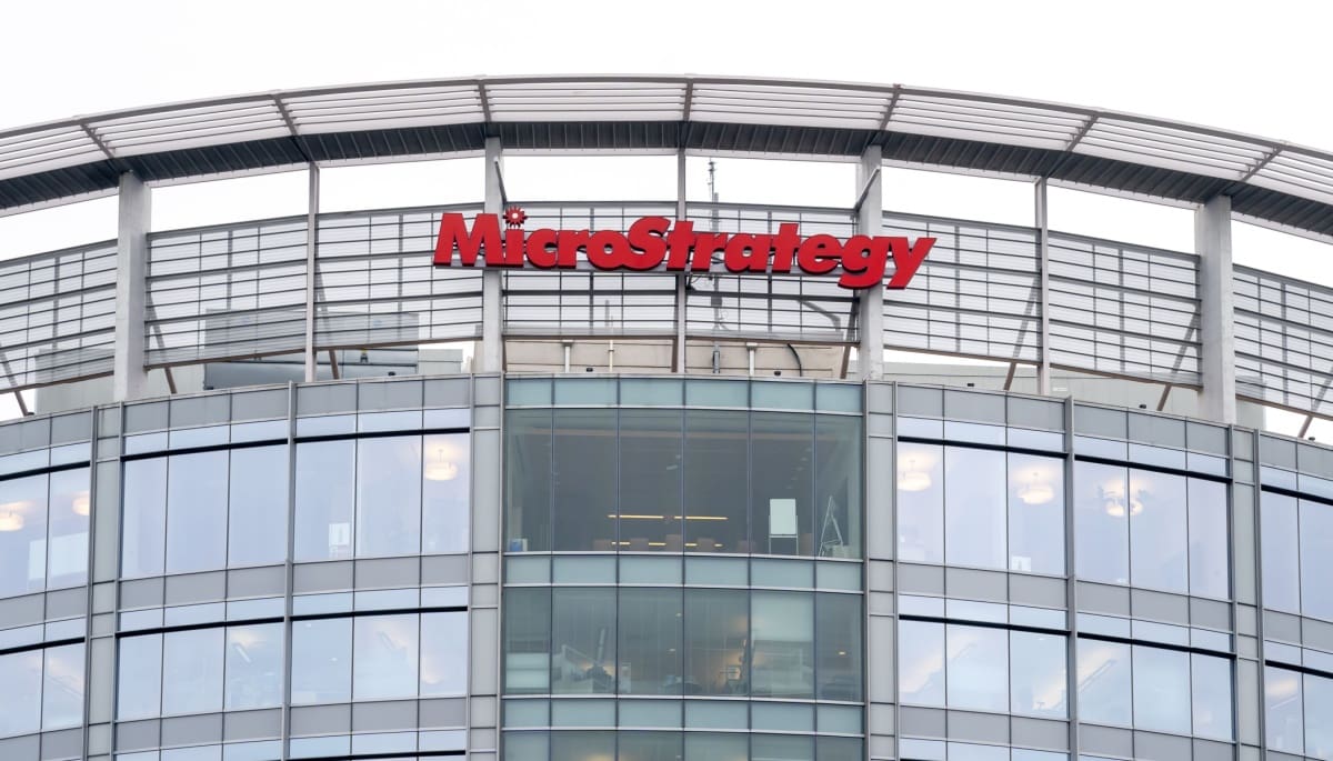 MicroStrategy wants to expand bitcoin plan by hundreds of millions

