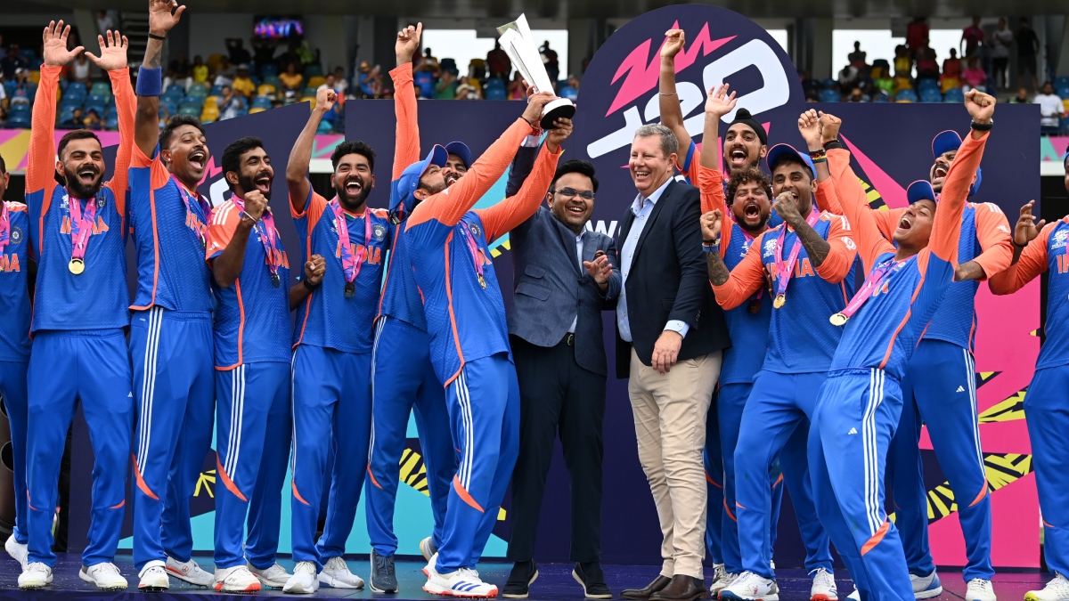 In celebration of winning the T20 World Cup, BCCI announced the prize money, the team will get more than Rs 100 crore
