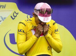 Carapaz is reborn in Italy: he arrives in yellow at Galibier
