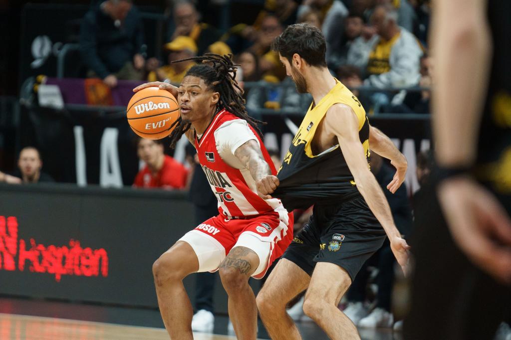 Tenerife's Laguna Sweeps to Cup Glory But at What Cost Nike Sibande defended by Joan Sastre.